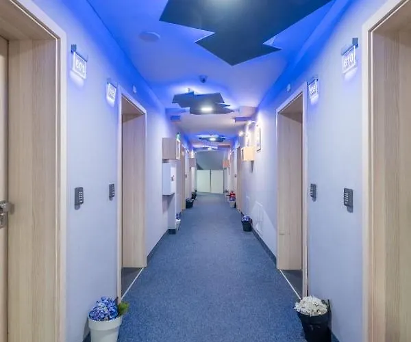 Mini Blue Hotel *